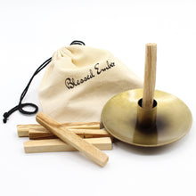 Load image into Gallery viewer, Metal Palo Santo Holder with 5 Palo Santo Sticks, Brass Finish
