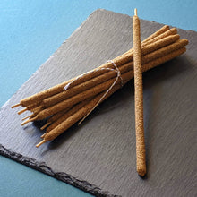 Load image into Gallery viewer, Palo Santo Hand-Rolled Incense Sticks Refill - 10 Sticks
